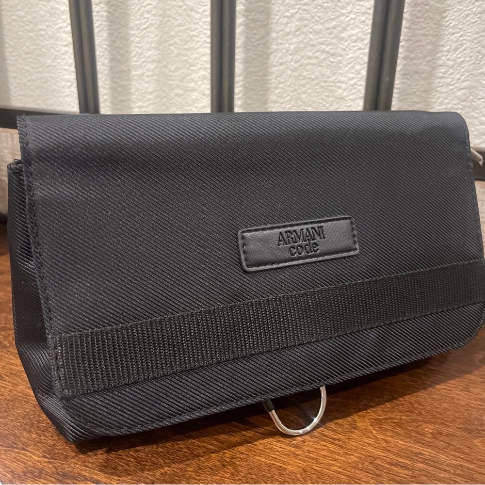Armani code toiletry/cosmetic bag men New never been used as is. See photos